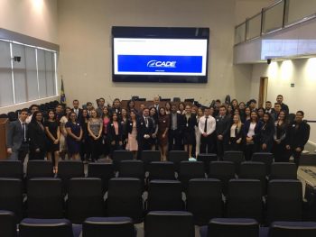 Alunos de Direito realizam visita institucional ao Conselho Administrativo de Defesa Econômica - CADE