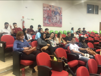 Alunos de nutrição participam de evento do Conselho Regional de Nutricionistas