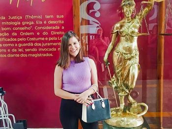 #EgressoDeSucesso: Caroline Silva, nossa egressa de Direito que hoje é presidente!