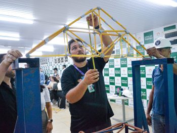 Participe da 4ª Competição de Pontes de Macarrão!