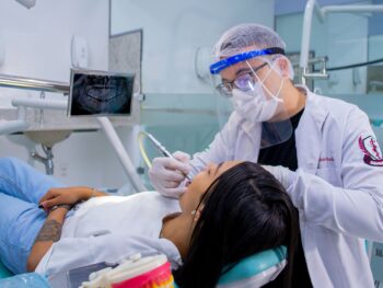 UNICEPLAC realiza ação especial de promoção à saúde bucal para colaboradores