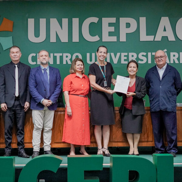 UNICEPLAC e FESMPDFT assinam Termo de Cooperação