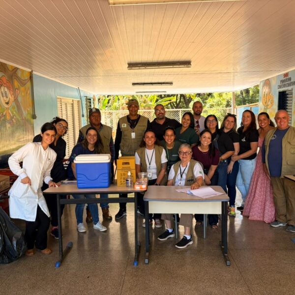 DF amplia vacinação contra a raiva e oferece imunização gratuita para cães e gatos